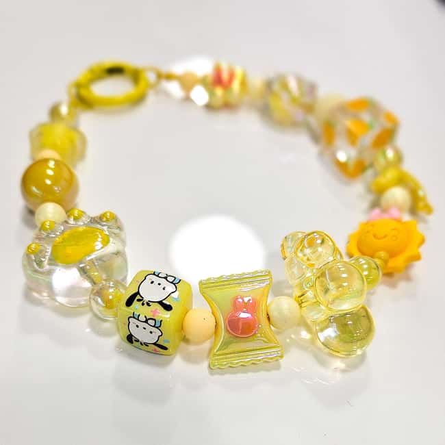 Paris: Create your phone strap, bag or keychain - What You Actually Make in One Hour