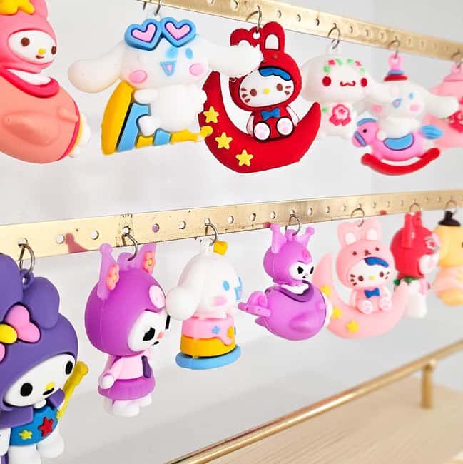 Paris: Create your phone strap, bag or keychain - Who Will Enjoy This Kawaii Workshop Most?