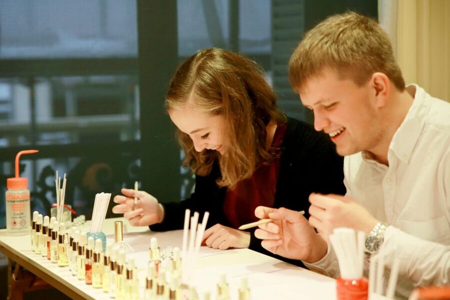 Paris: Create your Signature Scent Perfume Workshop - Cancellation, language, and booking details