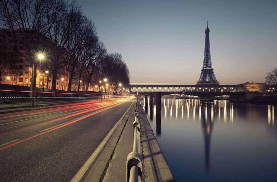 Paris: Dinner Cruise on the Seine and Eiffel Tower 2nd floor - Timing, meeting point, and what to carry