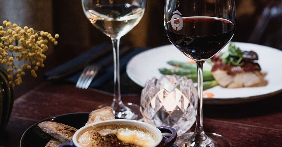 Paris: Dinner with Customized Wine Selection - A wine lesson disguised as dinner