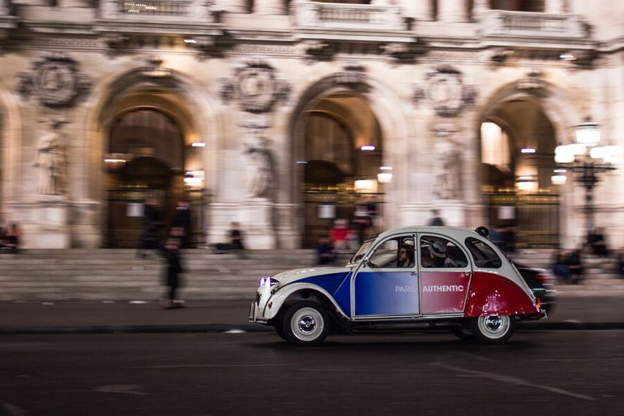 Paris: Discover Paris by Night in a Vintage Car with a Local - Louvre, Notre Dame, and the historic center