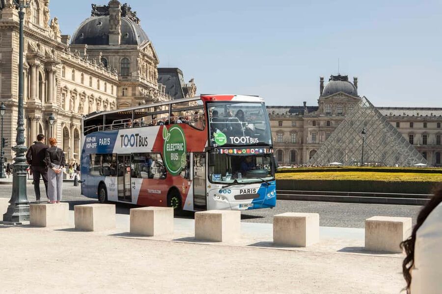 Paris: Discovery Hop-On Hop-Off and Paris by Night Tour - Starting at Opera and the Grands Magasins