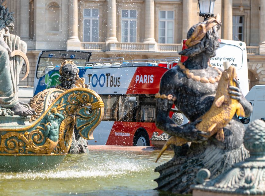 Paris: Discovery Hop-On Hop-Off and Paris by Night Tour - Five walking tours add useful time on foot