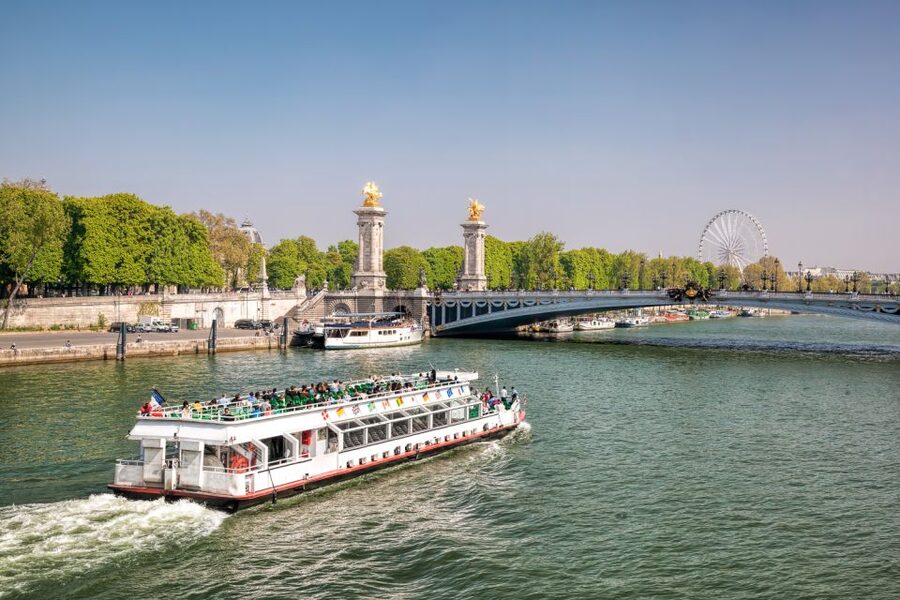 Paris: Eiffel Tower Access and Seine River Cruise - What this $38 Paris combination actually includes