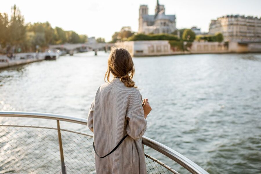Paris: Eiffel Tower Access and Seine River Cruise - Comfort, crowds, and accessibility