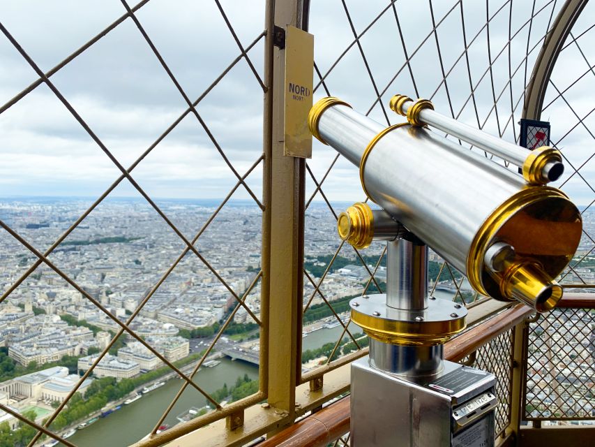 Paris: Eiffel Tower Elevator 2nd Level and Summit Access - Timing, crowds, and weather