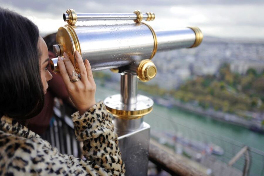 Paris: Eiffel Tower Entry Ticket with Optional Summit Access - How long to allow for the visit