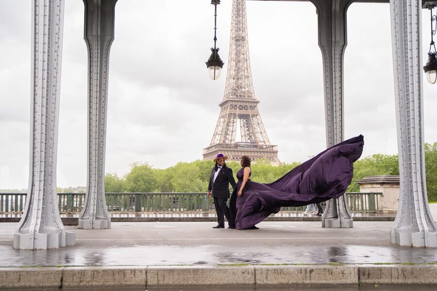 Paris: Eiffel Tower Flying-Dress Photoshoot jonadress - Who will enjoy this most