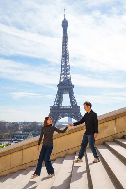 Paris: Eiffel Tower Photoshoot with a Professional - Who will get the most from this experience?