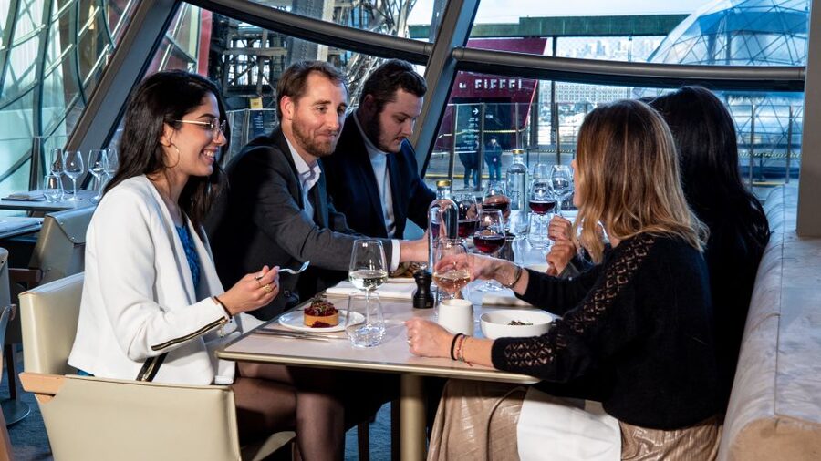 Paris: Eiffel Tower's Madame Brasserie 3-course lunch 12:00 - Choosing your table and view