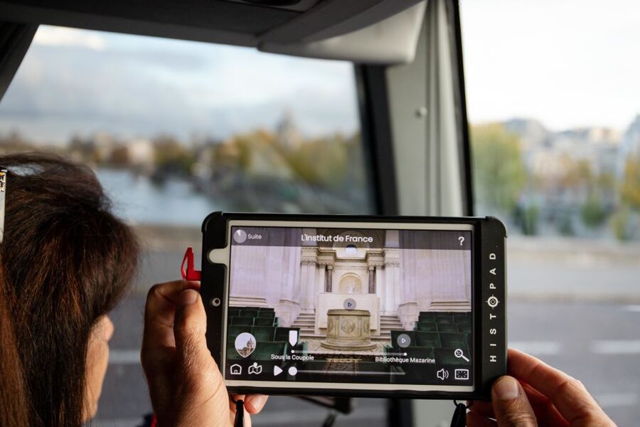 Paris: Eiffel Tower Tickets and City Bus Tour - Getting the best seat on the bus