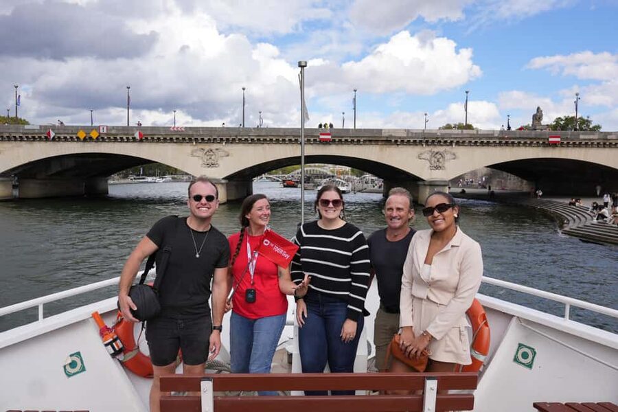 Paris: Eiffel Tower Tour & River Cruise with Summit Option - Is the summit worth the extra option?