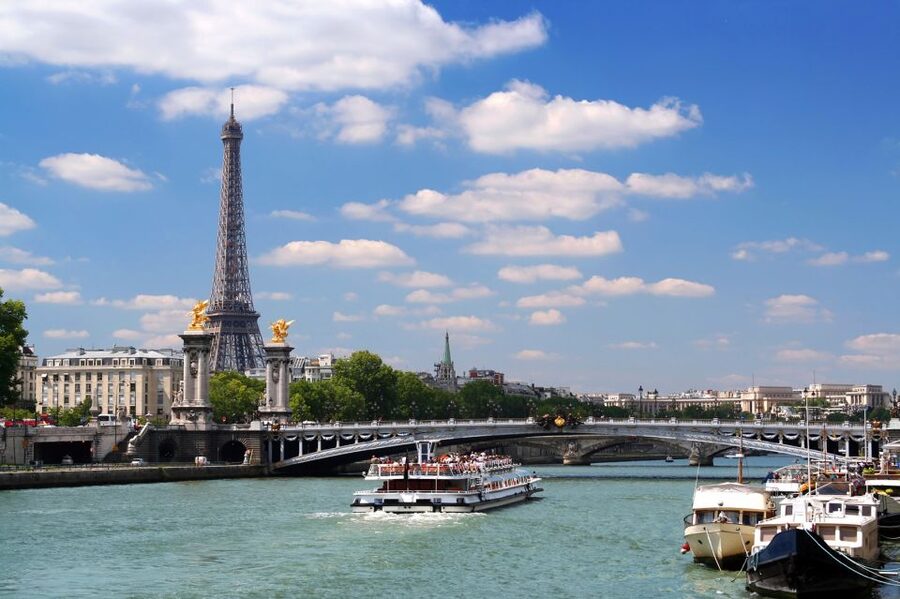 Paris: Eiffel Tower Tour & Seine River Cruise Tour - Key points at a glance