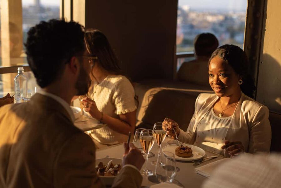 Paris: Elegant Dinner with Drinks in the Eiffel Tower - Arriving through the South entrance