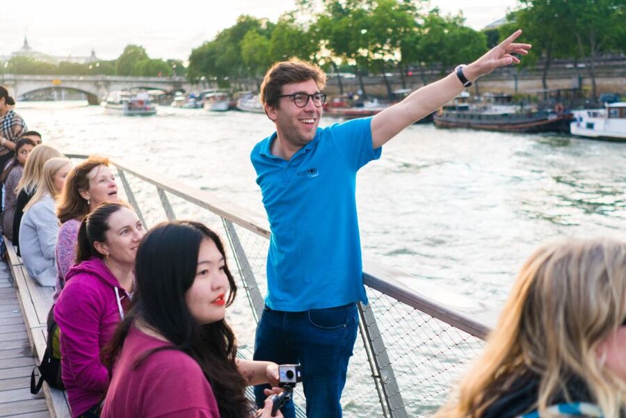 Paris: Evening Bike and Boat Tour - What the $58 price includes