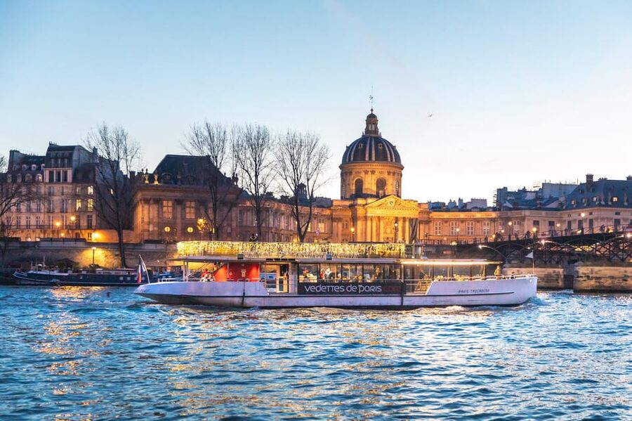 Paris: Evening River Cruise with Music - Who will enjoy this Seine cruise most?