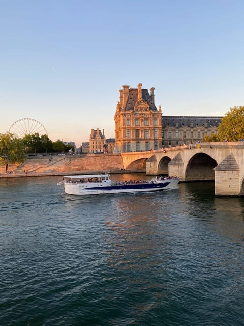 Paris: Evening River Cruise with Music - Practical tips for a smoother ride