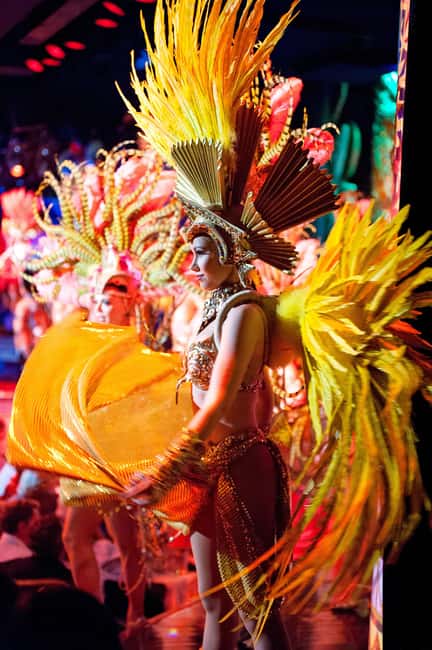 Paris: Evening Sightseeing Tour and Moulin Rouge Show - Timing: a late Paris night