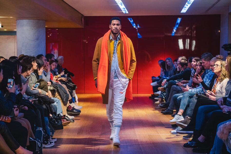 Paris: Fashion Show at Galeries Lafayette Haussmann - Seating, timing, and the case for arriving early