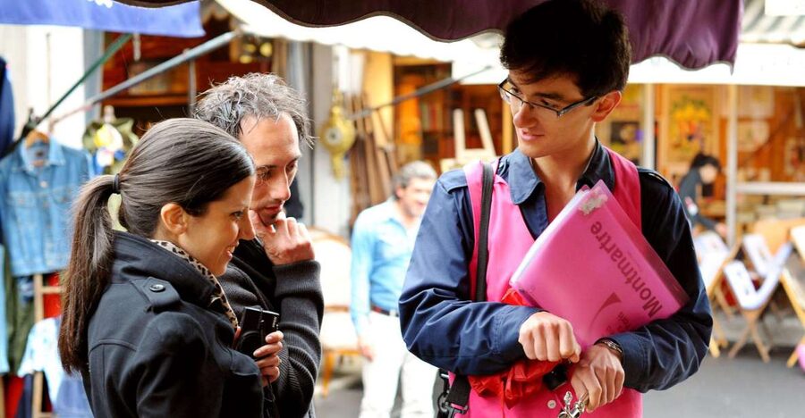 Paris: Flea Market Insider's Tour in Extra-Small Group - Who should book this experience?