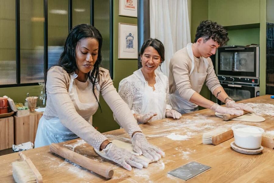 Paris: French Croissant Baking Class with a Chef - What the 150-minute croissant class is really like