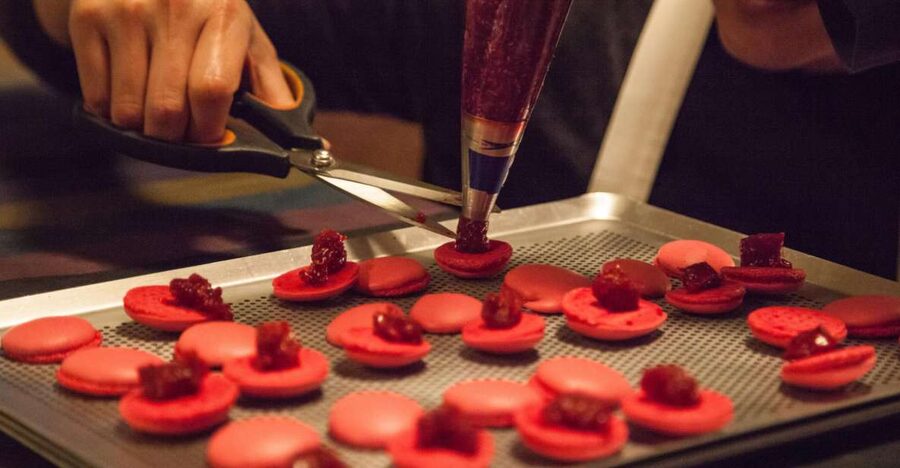Paris: French Macarons Baking Class with a Parisian Chef - Why a Paris macaron class beats another pastry-shop stop