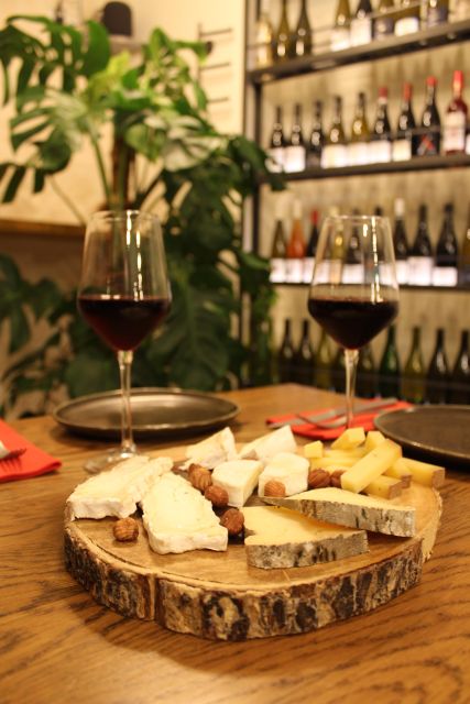 Paris: French Wine and Cheese Guided Tasting - Key points at a glance
