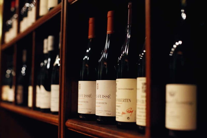 Paris: French Wine Tasting Class with Sommelier - Champagne, labels, terroir, and appellation