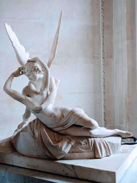 Paris: Guided Louvre Museum Tour with Optional Entry Ticket - Why a guided Louvre visit makes sense