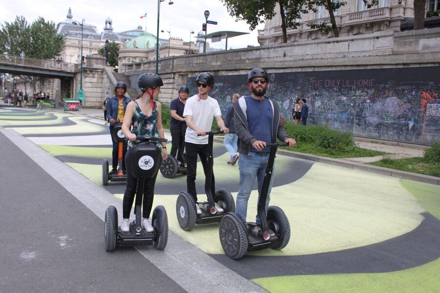 Paris: Guided Segway Tour - Champ de Mars and the Eiffel Tower finale