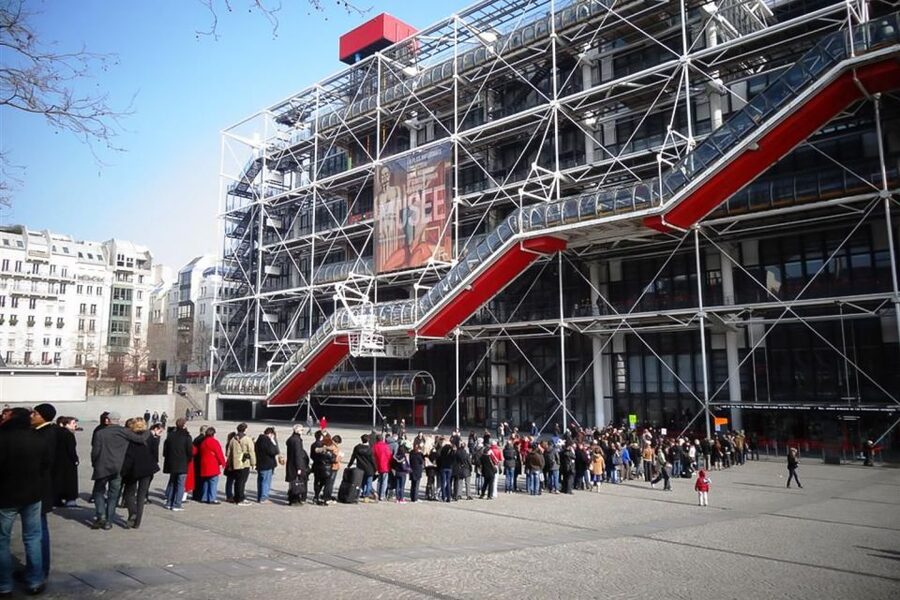 Paris: Guided tour of Marais in German - The value of a German-speaking private guide