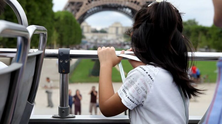 Paris: Hop-on Hop-off Bus Tour & Seine Cruise Bundle Tour - Audio, app, and walking tours