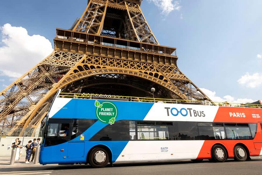 Paris: Hop-on Hop-off Bus Tour & Seine Cruise Bundle Tour - The full Blue Line circuit, stop by stop