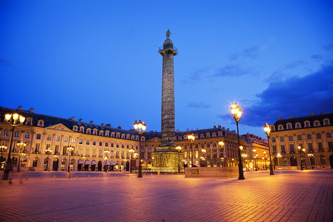 Paris Illuminations Tour with Moulin Rouge Show and Cruise Option - What to wear and what to bring