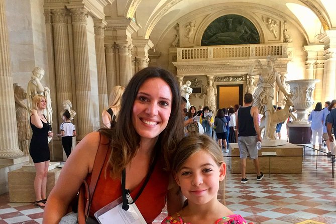 Paris Kids and Families Private Louvre Tour - Entering the Louvre with prebooked tickets