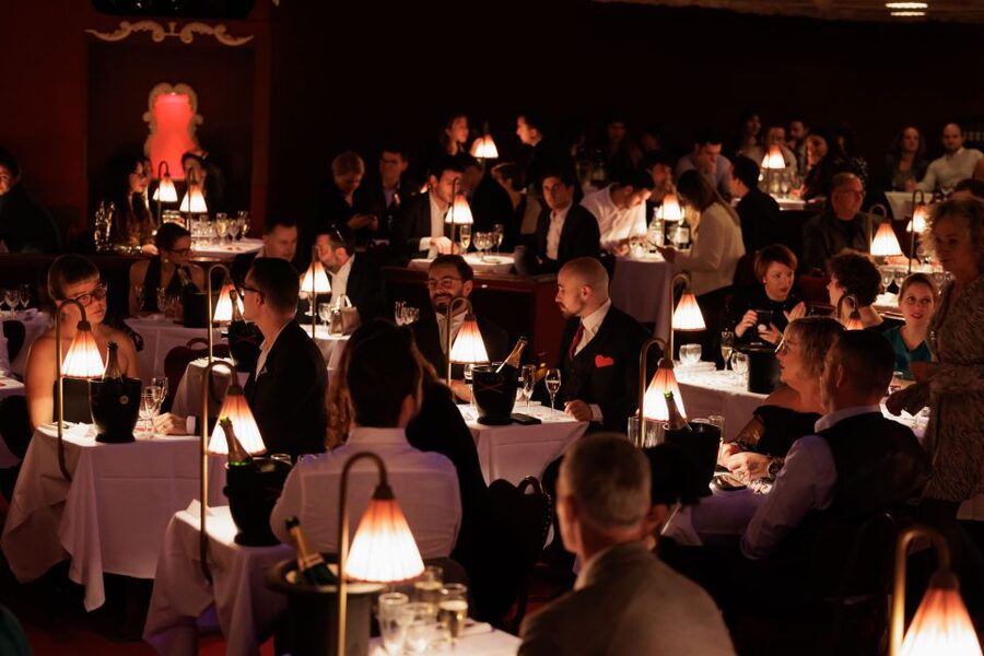 Paris: La Nouvelle Eve Cabaret Dinner Show - Paris je t’aime and the Edith Piaf connection