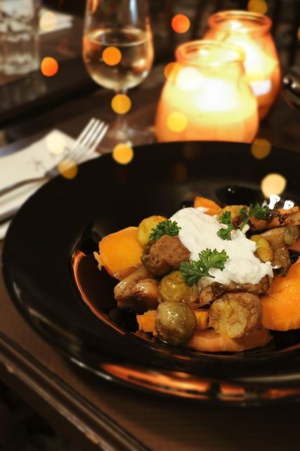Paris: Latin Quarter Traditional Food Tour with Full Meal - Place de la Contrescarpe and the neighborhood story