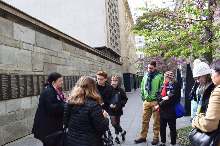 Paris: Le Marais & Montmartre Jewish History Walking Tour - Key things to know before booking