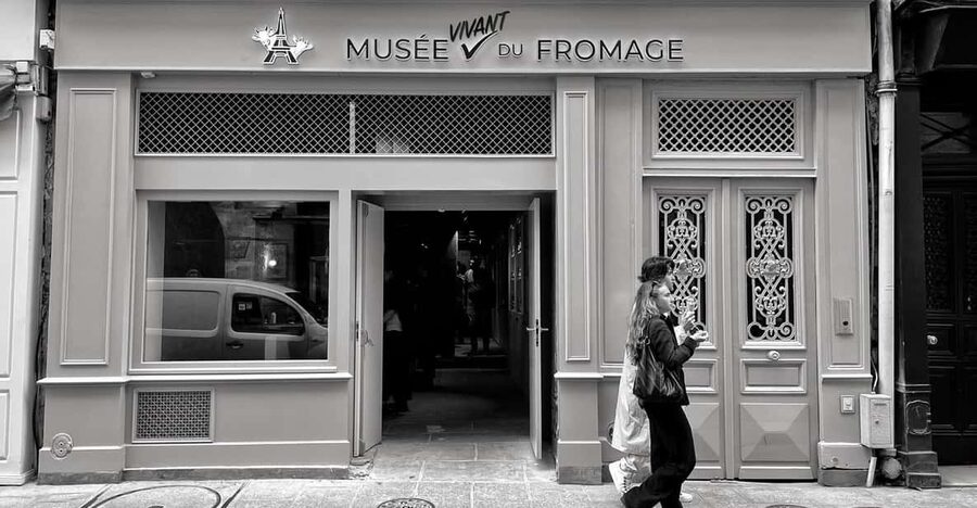Paris: Living Cheese Museum Guided Tour with Cheese Tasting - Key points at a glance