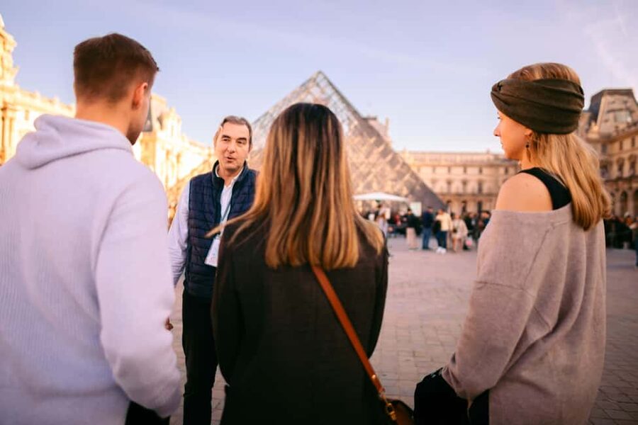 Paris Louvre Exclusive Semi Private Guided Tour Max 6 People - Key points to know before booking