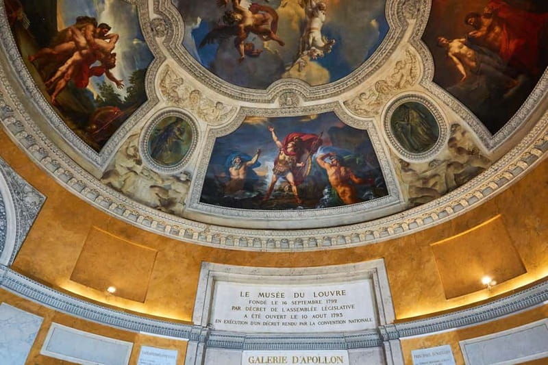 Paris: Louvre Museum Entry Ticket and Garden Walking Tour - Who should book this Louvre experience?