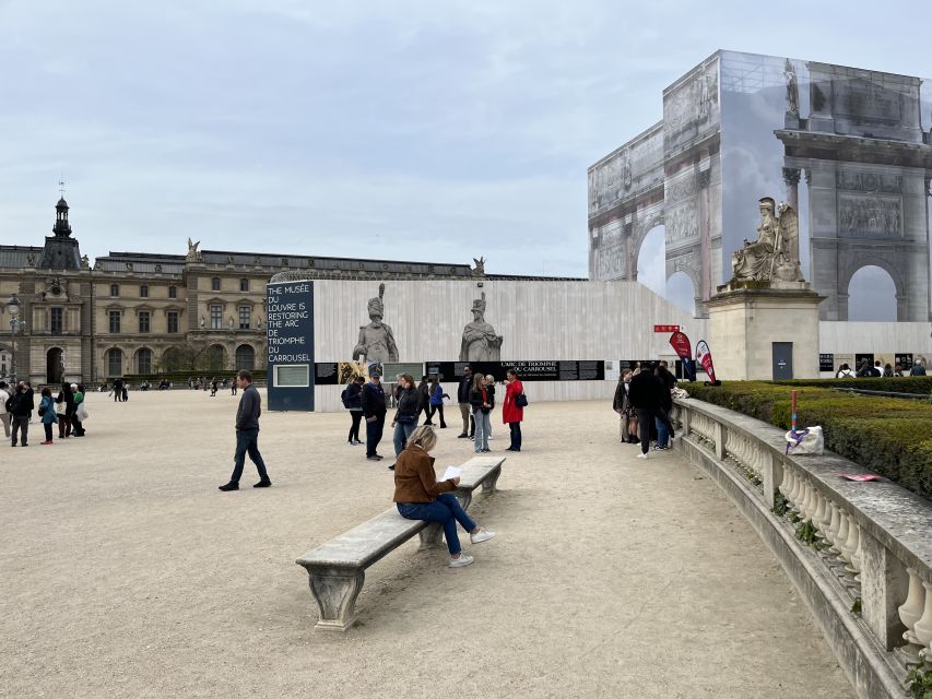 Paris: Louvre Museum Guided Tour - Walking from the Tuileries Gardens to the Louvre