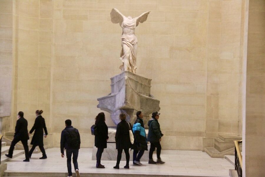 Paris: Louvre Museum Highlights and Mona Lisa Tour - The Louvre as palace, fortress, and museum