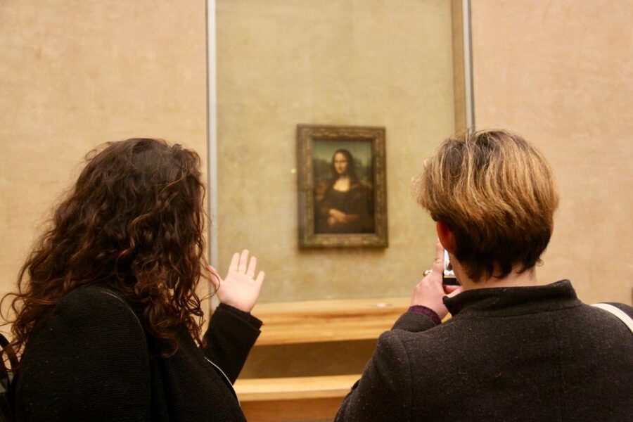 Paris: Louvre Museum Highlights and Mona Lisa Tour - Venus de Milo and the art of the ideal figure