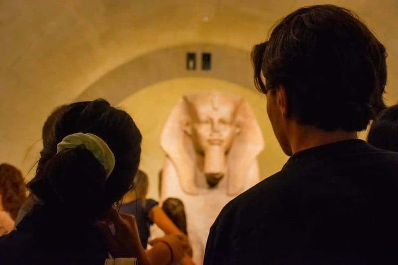 Paris: Louvre Museum Highlights Small-Group Guided Tour - The two-hour route: the Louvre’s essential works