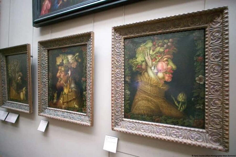 Paris: Louvre Museum Hosted Entry & Masterpieces Audio Guide - Bags, identification, and access rules