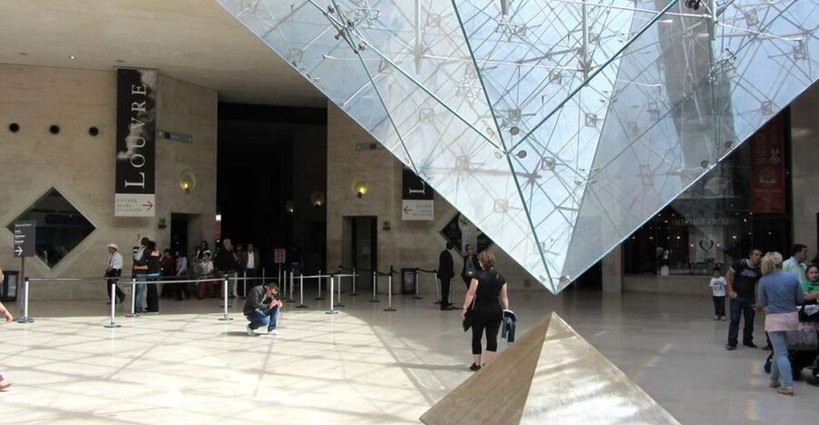 Paris: Louvre Museum Skip-The-Line Tour - Meeting at the Arc de Triomphe du Carrousel