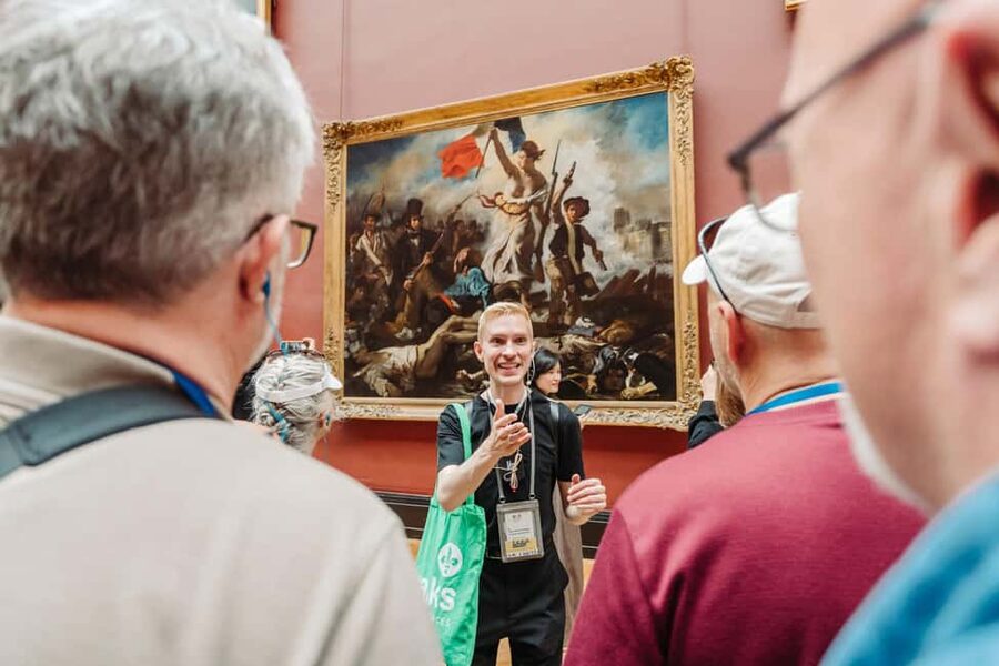 Paris: Louvre or Orsay, Eiffel Tower, City Walk & Cruise - Taking the metro to the Louvre