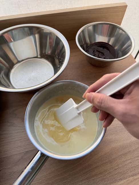 Paris: Macaron Baking Class in Central Paris - Fillings, flavors, and the baking wait
